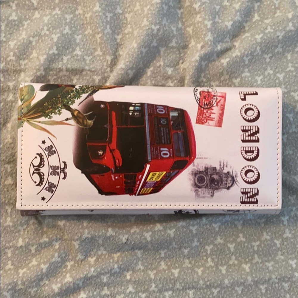 NWOT London themed wallet